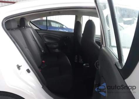 2017 Nissan Versa 1.6 S+ из США, поврежденный, VIN 3N1CN7AP2HL824800